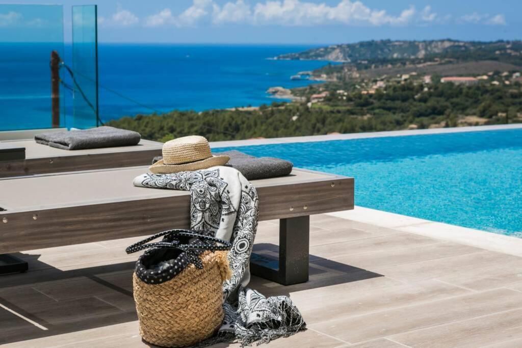 Color Villas-New Villa Green At Trapezaki With Private Pool Mousata Exterior foto